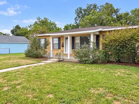 201 Laurel Ave, Victoria, TX 77901
