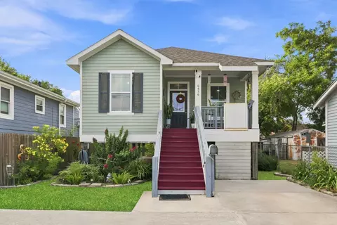 4614 Avenue L, Galveston, TX 77551
