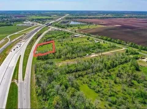 6402 Us-59, Hungerford, TX 77435