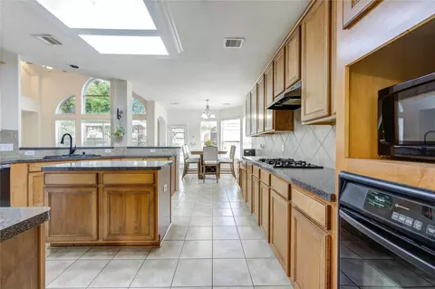 Kitchen - 24811 Corbin Gate Dr, Spring, TX 77389 photo 2 of 5