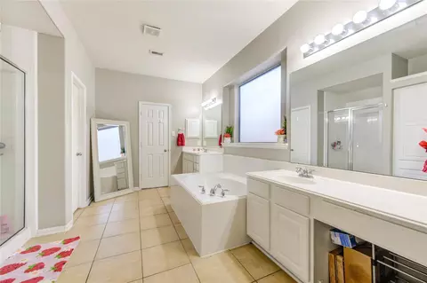 Bath - 24811 Corbin Gate Dr, Spring, TX 77389 photo 2 of 7