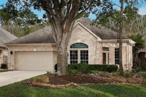 146 E Northcastle Cir, The Woodlands, TX 77384