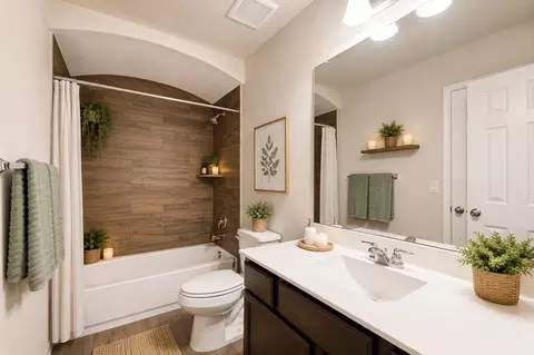 Bath - 4518 Antero Ct, Rosenberg, TX 77471 photo 1 of 2