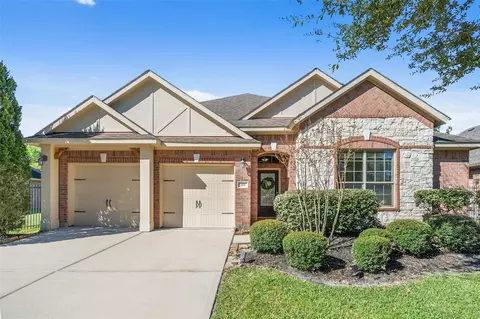 184 W Heritage Mill Cir, Tomball, TX 77375