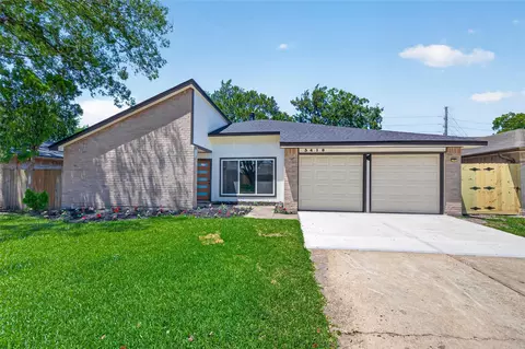 3418 Luton Park Dr, Houston, TX 77082