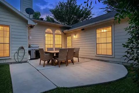 Exterior - 722 W Clady Dr, Spring, TX 77386 photo 3 of 4