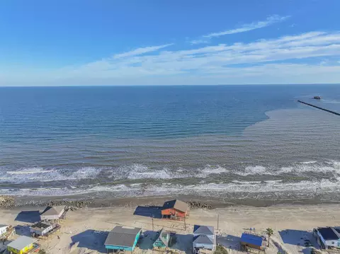 View/Area - 414 Thunder Rd, Surfside Beach, TX 77541 photo 4 of 12