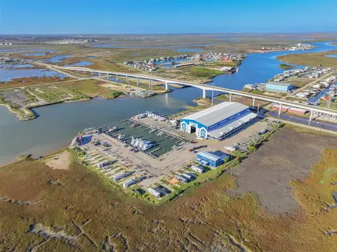 View/Area - 414 Thunder Rd, Surfside Beach, TX 77541 photo 11 of 12