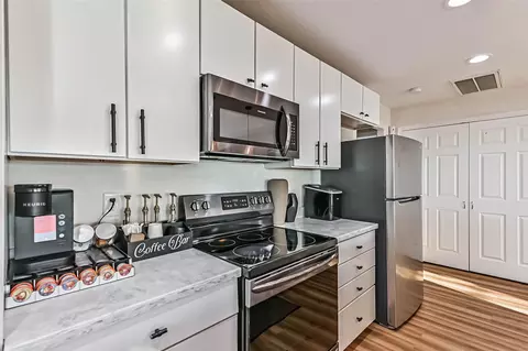 Kitchen - 414 Thunder Rd, Surfside Beach, TX 77541 photo 4 of 6