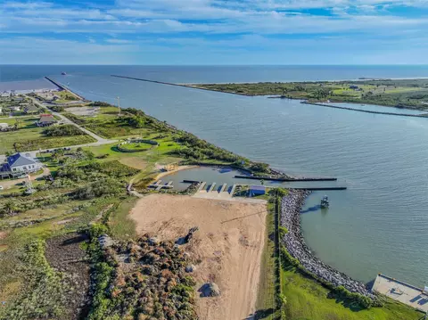 View/Area - 414 Thunder Rd, Surfside Beach, TX 77541 photo 9 of 12