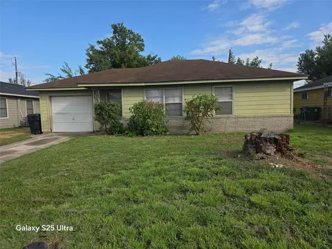 8519 Richcroft St, Houston, TX 77029