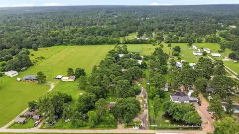 19757 Dorris Dr, Magnolia, TX 77355