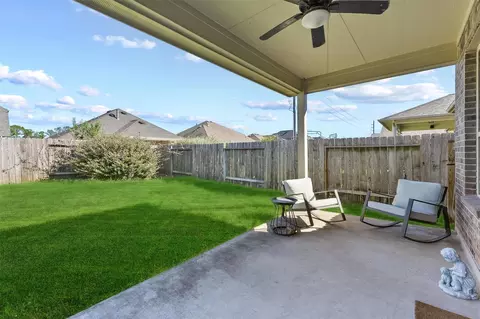 Exterior - 3841 Enchanted Timbers Ln, Spring, TX 77386 photo 4 of 6