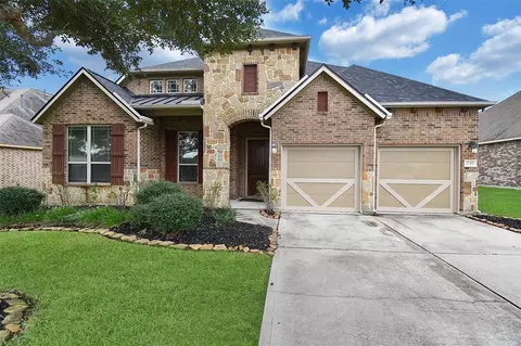 22307 Pine Tree Dr, Tomball, TX 77377 photo 1