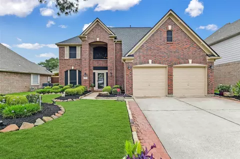 10904 Sycamore Dr N, La Porte, TX 77571