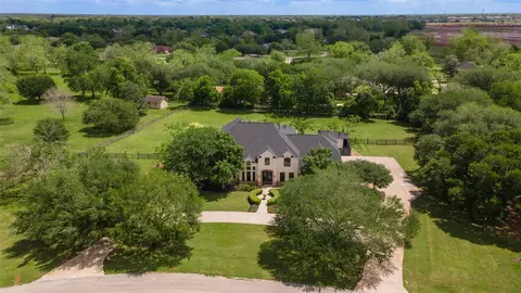7118 Foster Creek Dr, Richmond, TX 77406