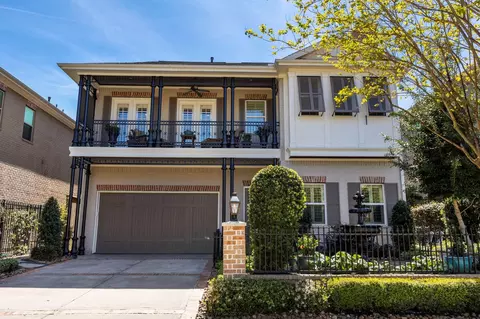 108 Mcgoey Cir, The Woodlands, TX 77384