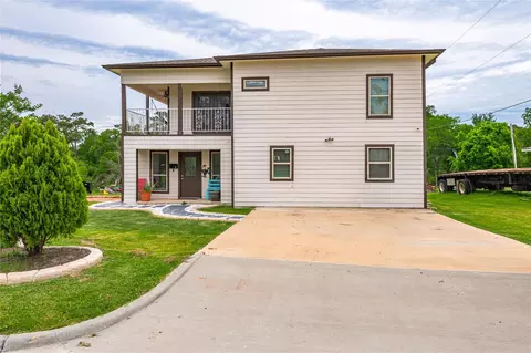 1030 Grand Oaks Dr, Houston, TX 77015