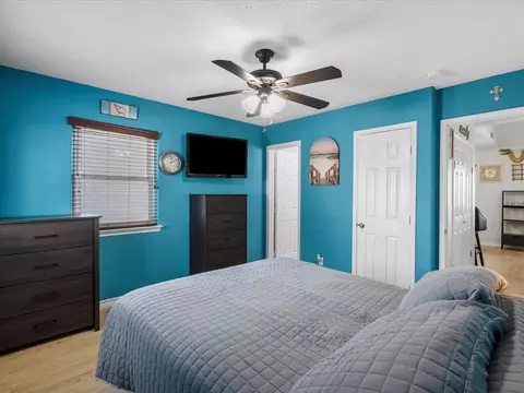 Bedroom - 85 Santar Loop, Surfside Beach, TX 77541 photo 2 of 5