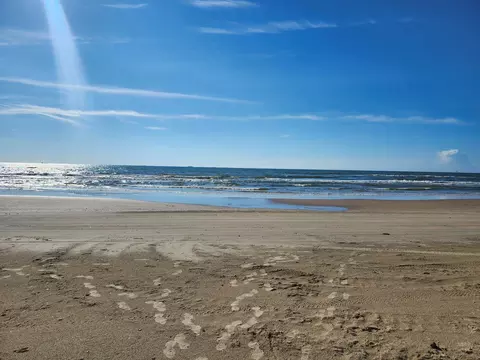 View/Area - 85 Santar Loop, Surfside Beach, TX 77541 photo 2 of 4