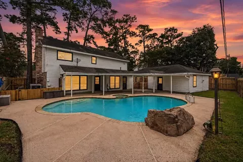 3403 Winter Ln, Baytown, TX 77521