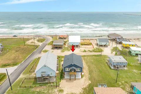 1106 White Cap Dr, Surfside Beach, TX 77541