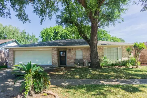 13826 Southline Rd, Sugar Land, TX 77498