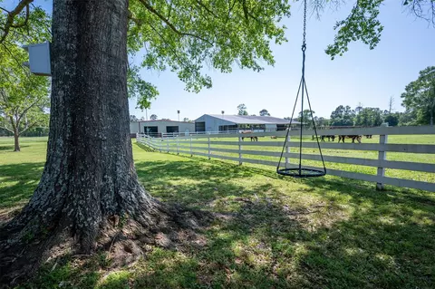 219 County Road 4800, Warren, TX 77664