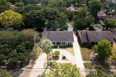 6119 S Braeswood Blvd, Houston, TX 77096