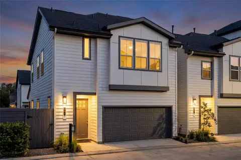 64 Dipping Ln, Houston, TX 77076