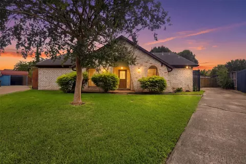 4419 Tufa Ct, Houston, TX 77072