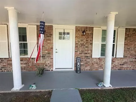 4395 Arbor Dr, Vidor, TX 77662