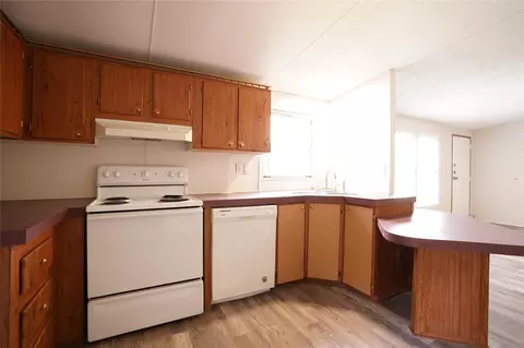Kitchen - 9533 Cypress Dr, Willis, TX 77318 photo 2 of 2