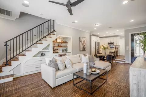 5540 Nolda St, Houston, TX 77007