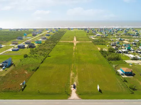 200 Hwy 87, Crystal Beach, TX 77650
