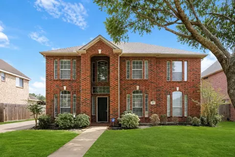 3821 Houston Lake Dr, Pearland, TX 77581