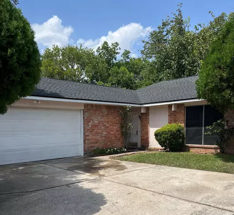 11818 Sawmill Stream Cir, Houston, TX 77067