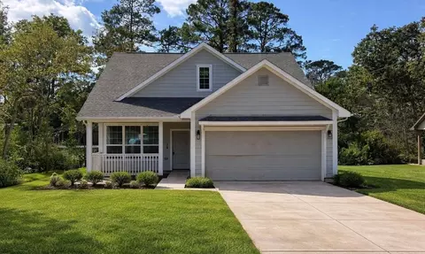 111 Sharon Ln, Livingston, TX 77351