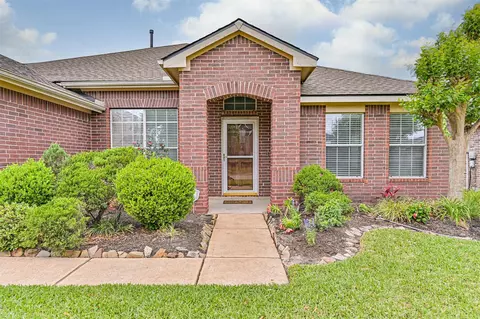 3430 Danbury Chase Trl, Fresno, TX 77545