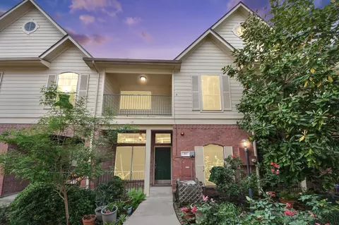 2710 Grants Lake Blvd #H3, Sugar Land, TX 77479