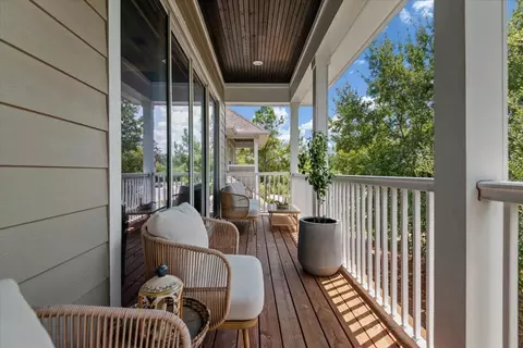 Exterior - 7 Thorpe Ln, Spring, TX 77389 photo 5 of 6