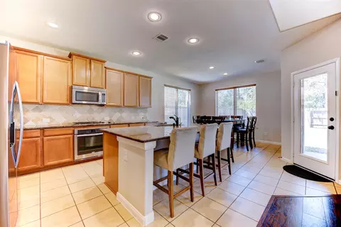 Kitchen - 5002 Sawmill Terrace Ln, Spring, TX 77389 photo 3 of 4