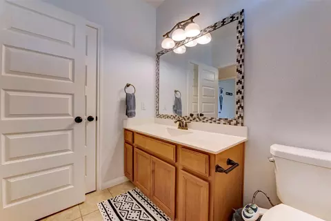 Bath - 5002 Sawmill Terrace Ln, Spring, TX 77389 photo 7 of 8