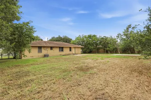 Exterior - 1506 E 29th St, Bryan, TX 77802 photo 3 of 3