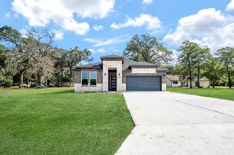 529 Echo Ln, Livingston, TX 77351