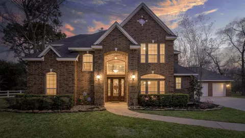 12311 Post Oak Ct, Magnolia, TX 77354
