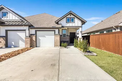 10122 Crescendo Way, Rosharon, TX 77583