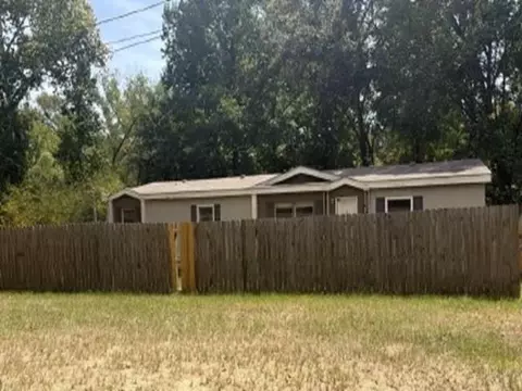 18211 County Road 2195, Whitehouse, TX 75791