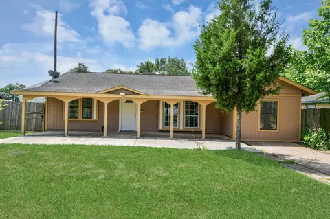 12474 Birdie Ln, Houston, TX 77015