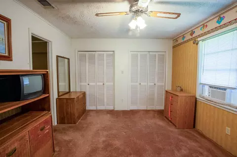 Bedroom - 433 W Laurelia Loop, Corrigan, TX 75939 photo 2 of 7